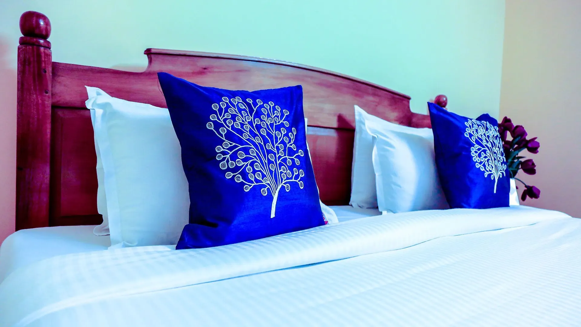 Canal View Residency Alappuzha India