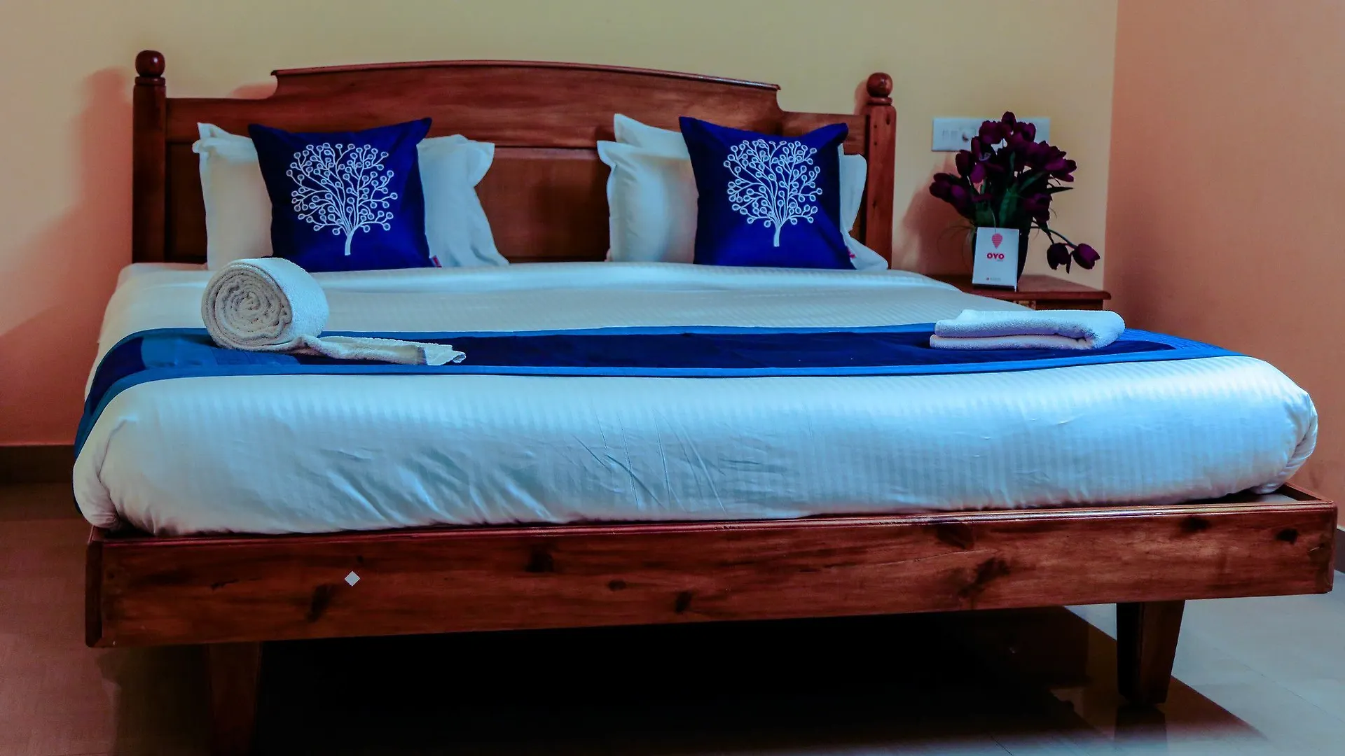 Inn Canal View Residency Alappuzha