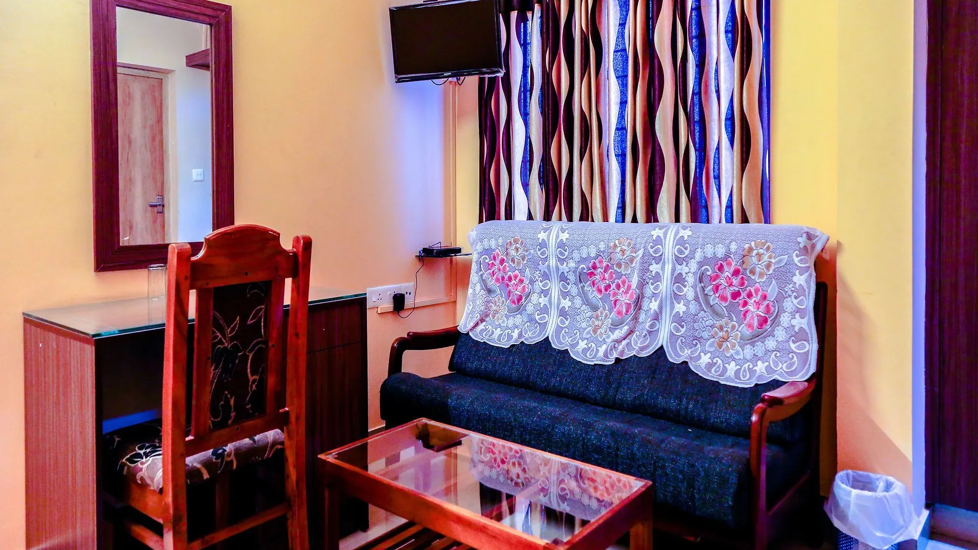 Inn Canal View Residency Alappuzha